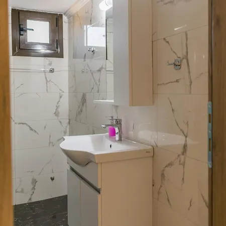 Apartamento Seaside Serenity In Loutra