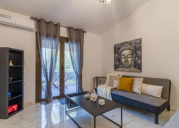 Seaside Serenity In Loutra Apartman *