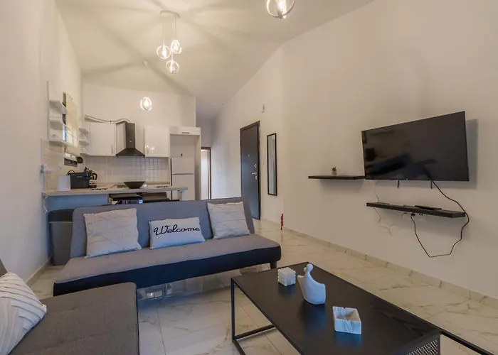 Seaside Serenity In Loutra Apartamento *