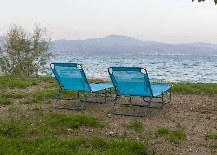 Seaside Serenity In Loutra