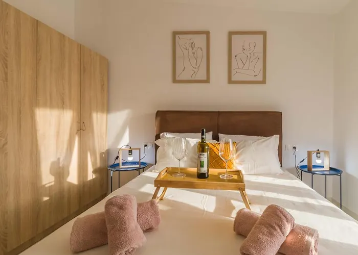 Seaside Serenity In Loutra